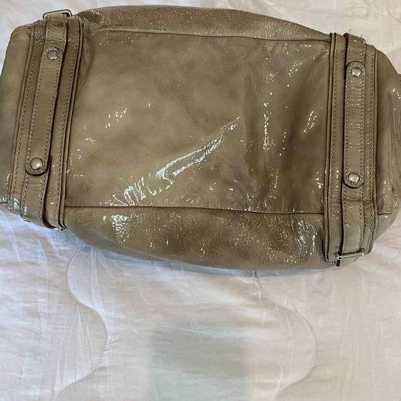 Coach patent leather collection purse - Picture 10 of 12